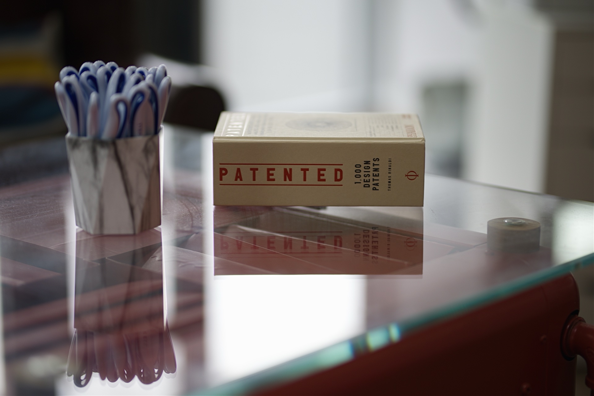 Life sciences laboratory equipment and research environment at Daly Innovations